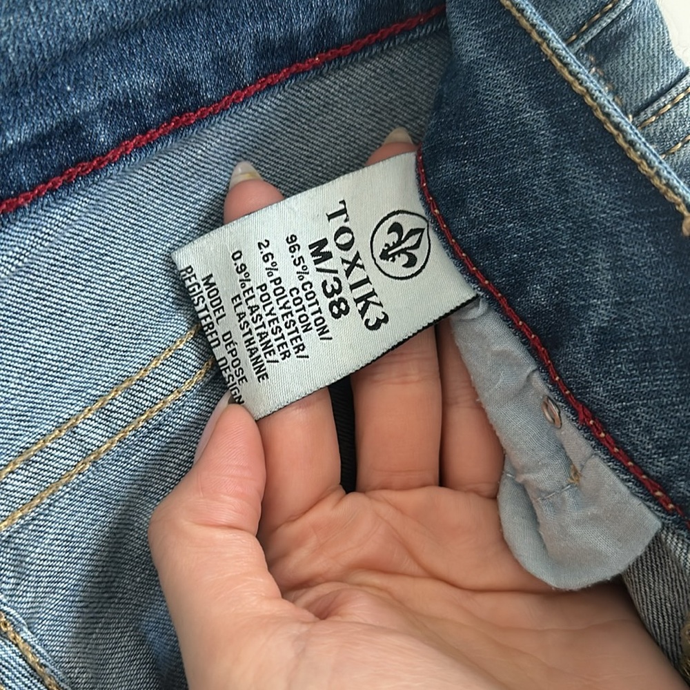 Jeans - Picture 8 of 8
